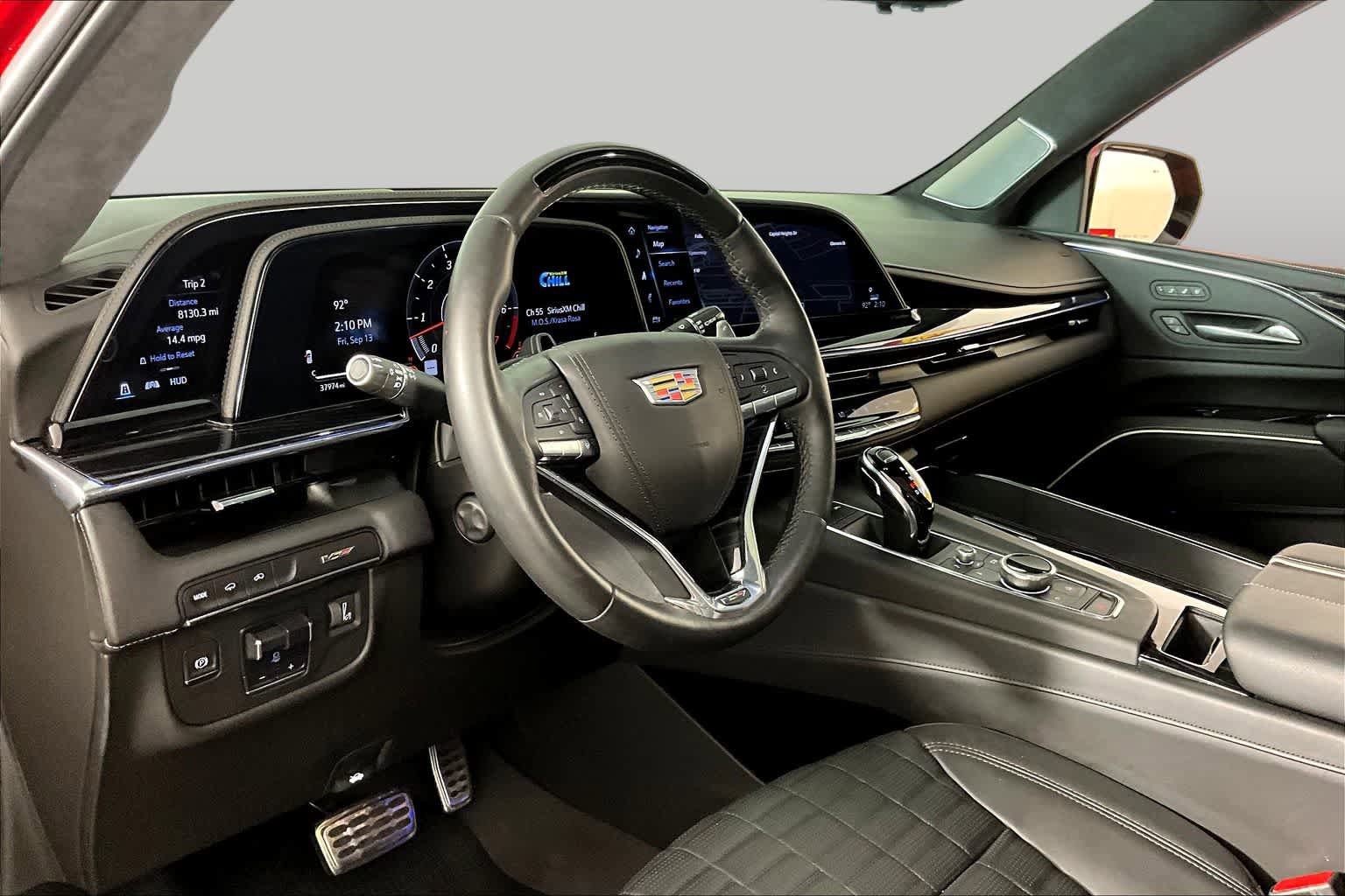 Used 2023 Cadillac Escalade V w/ LPO, ONYX Package AWD/4WD image 17