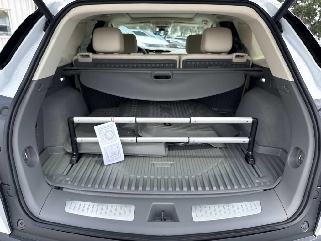 New 2026 Cadillac XT5 Premium Luxury FWD image 11