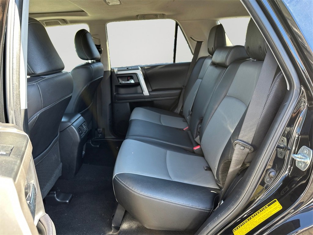 Used 2022 Toyota 4Runner SR5 Premium image 15