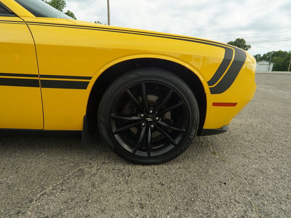 Used 2018 Dodge Challenger SXT Plus RWD image 10