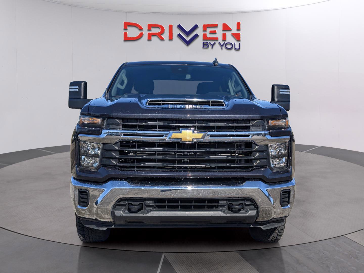Used 2024 Chevrolet Silverado 2500 LT image 8