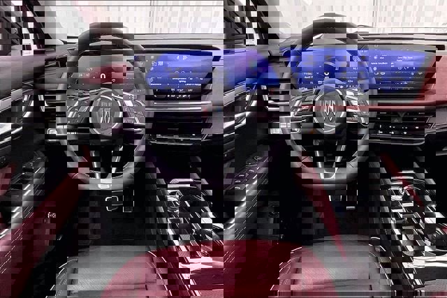 Used 2025 Buick Envision Sport Touring image 5