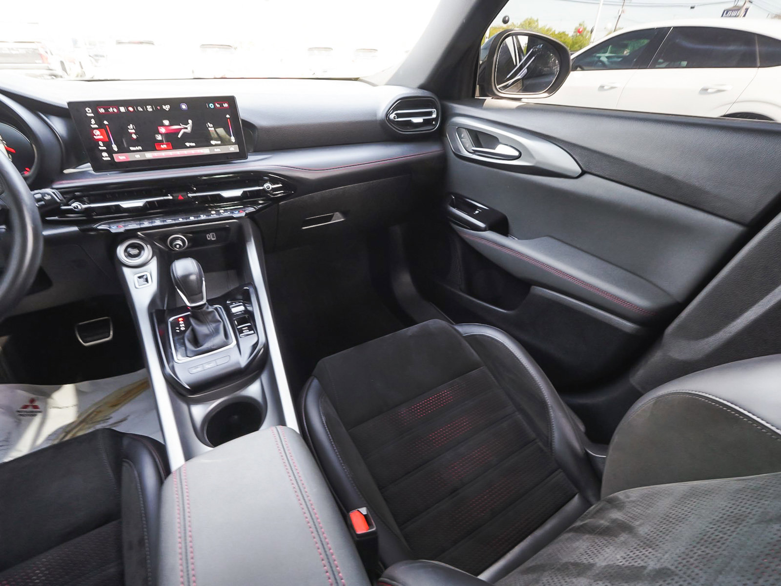 Used 2024 Dodge Hornet GT AWD/4WD image 40