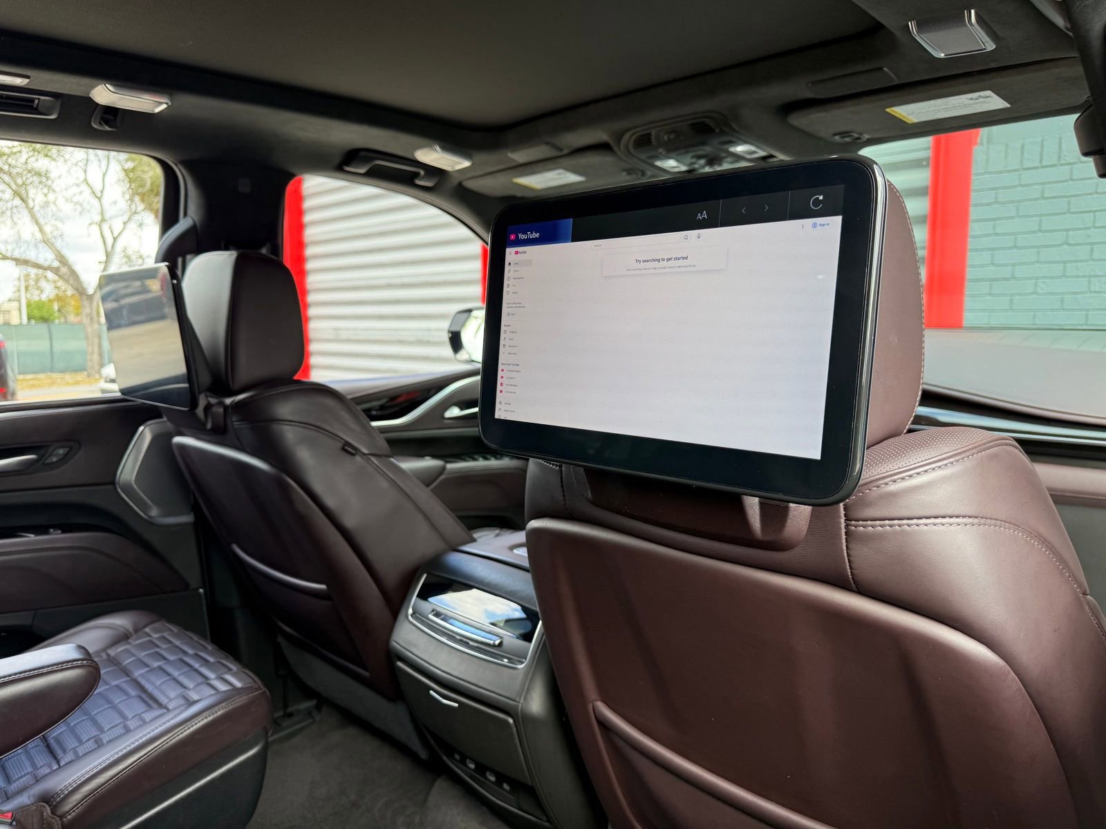 Used 2022 Cadillac Escalade ESV Sport Platinum image 25