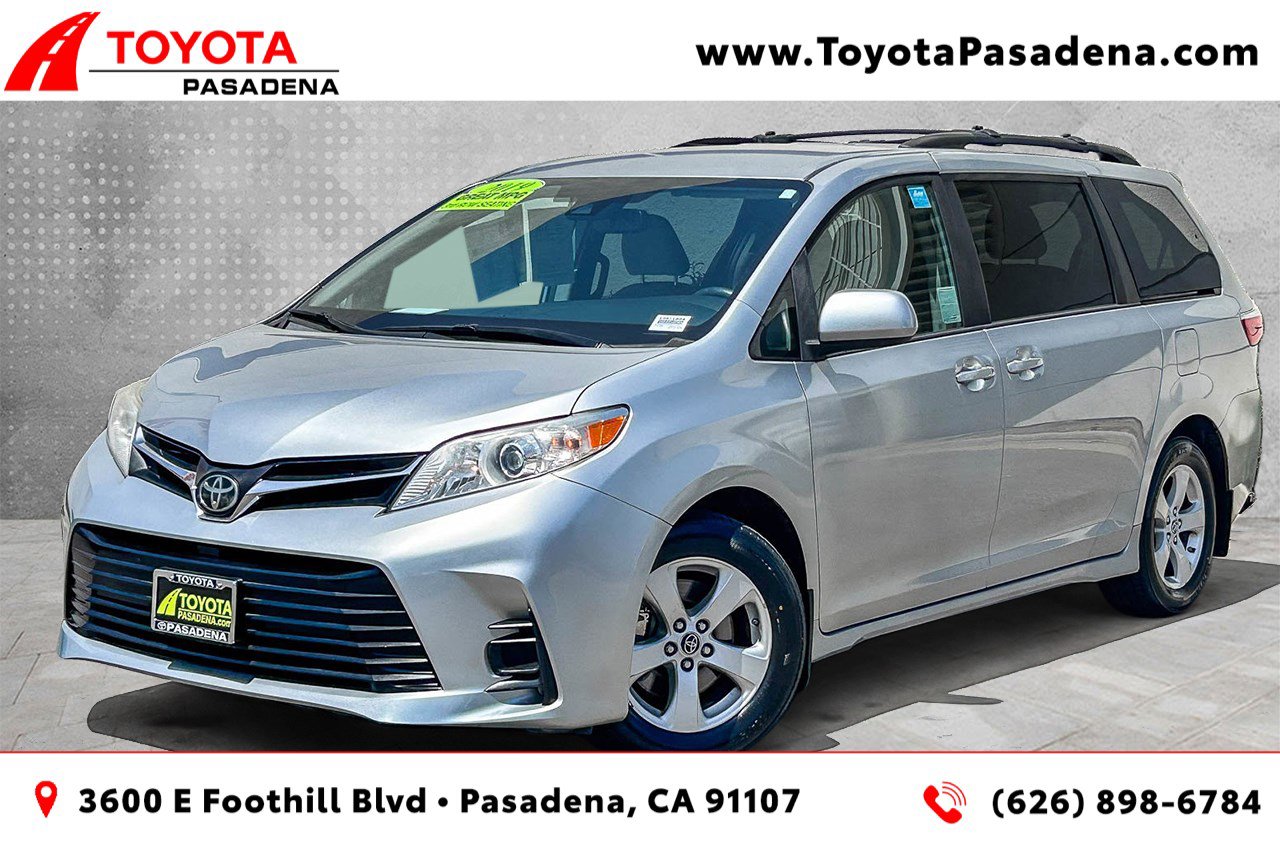 Used 2019 Toyota Sienna LE w/ Carpet Mat Package FWD video 1
