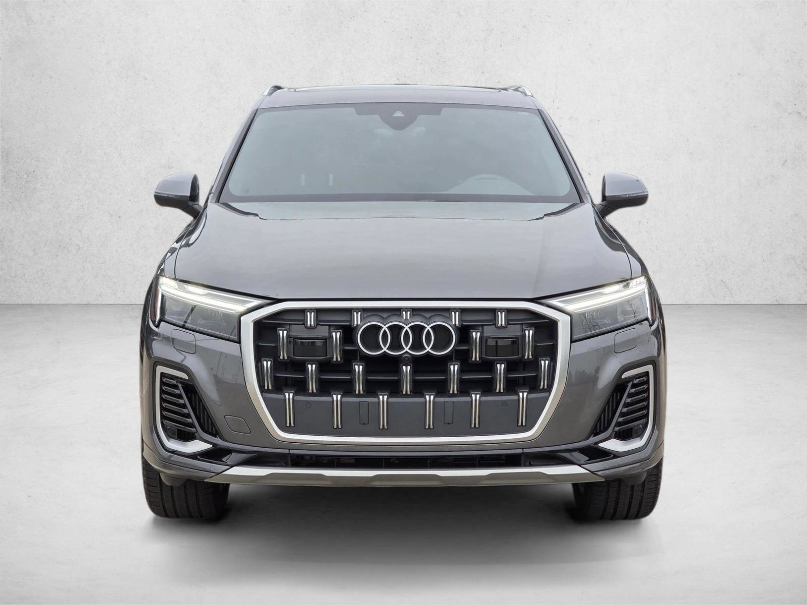 Certified 2025 Audi Q7 2.0T Premium Plus w/ Premium Plus Package AWD/4WD image 2