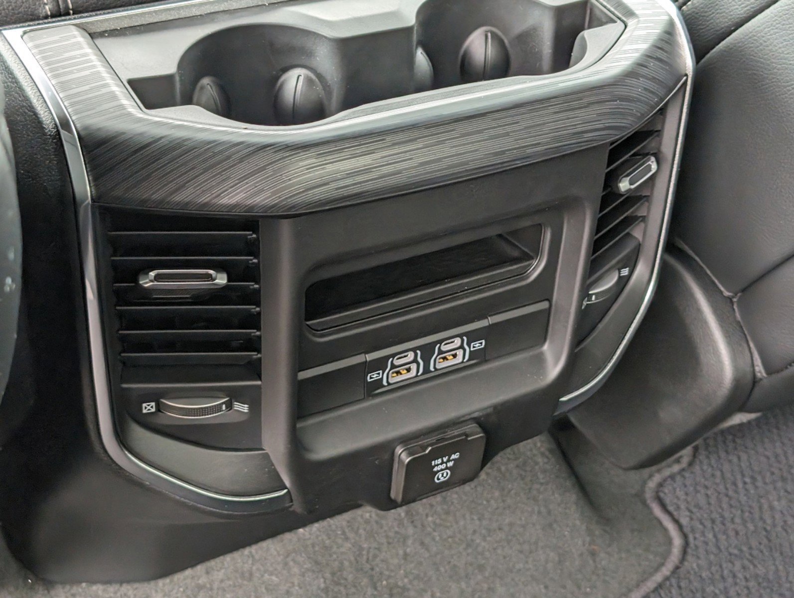 New 2023 RAM 1500 Laramie image 14