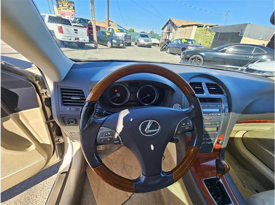 Used 2010 Lexus ES 350 image 18