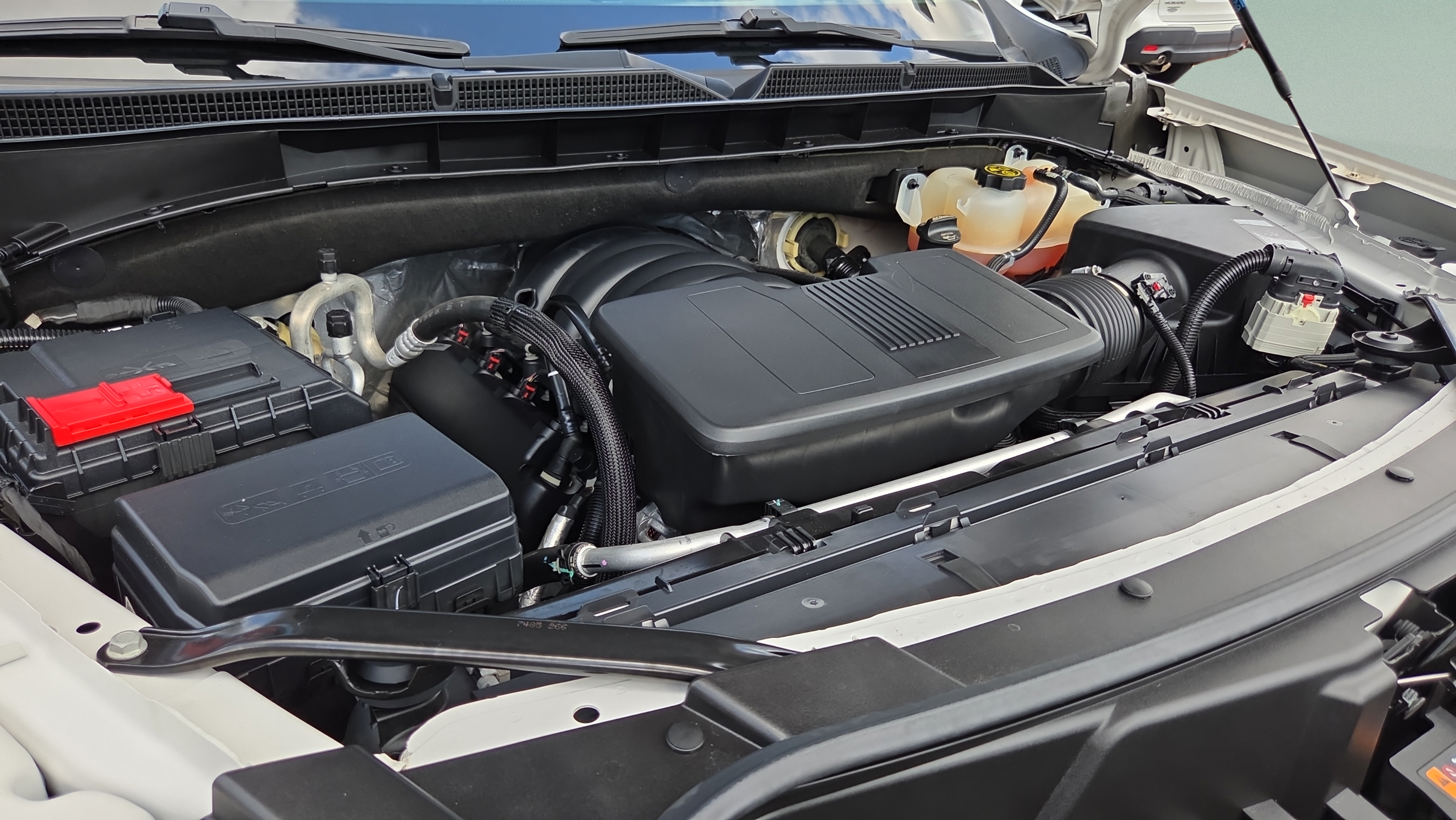 Used 2021 Cadillac Escalade ESV Sport Platinum w/ Heavy-Duty Trailer Package AWD/4WD image 19