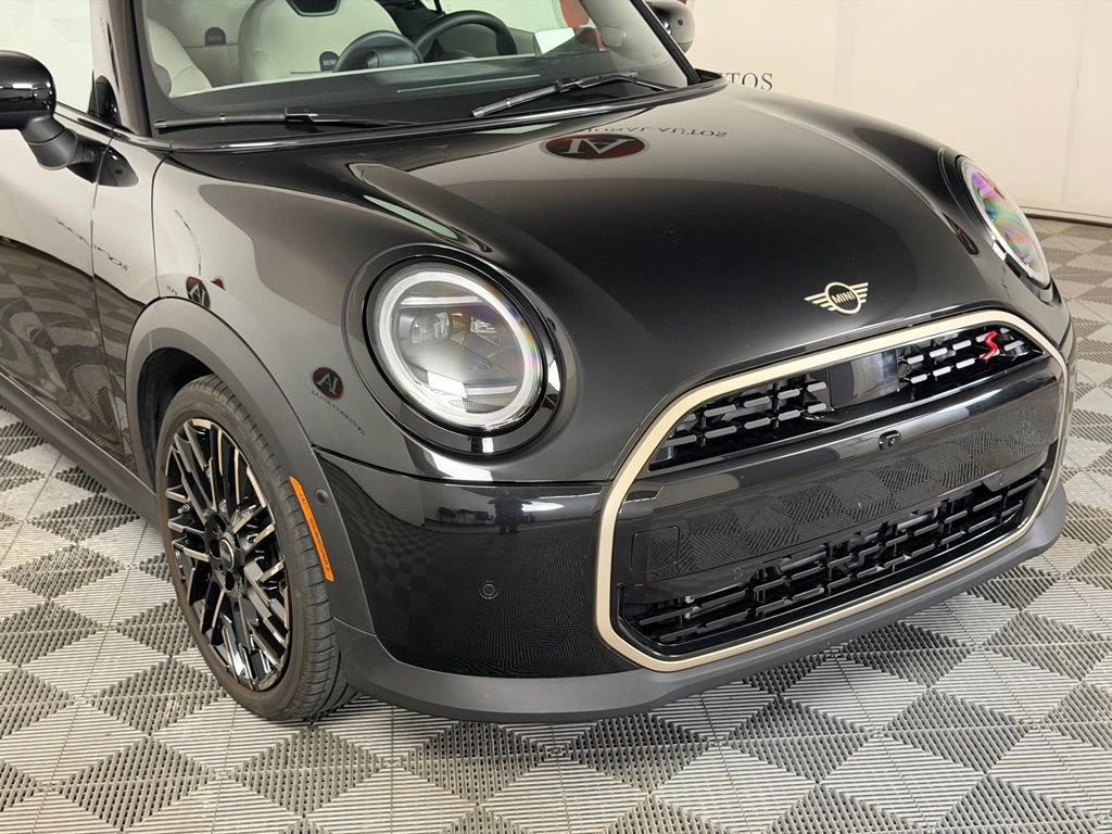 Used 2025 MINI Cooper S FWD image 11