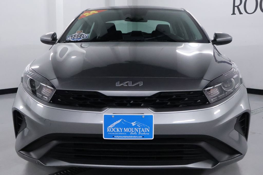 Used 2024 Kia Forte LXS image 2