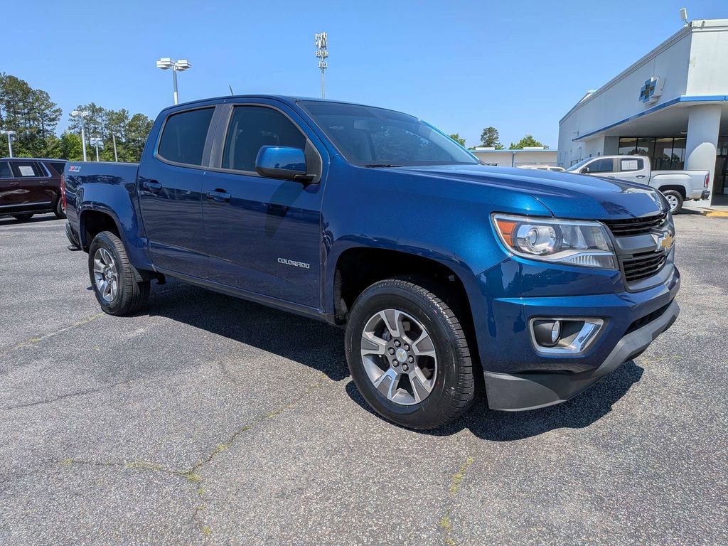 Used 2019 Chevrolet Colorado Z71 AWD/4WD image 3