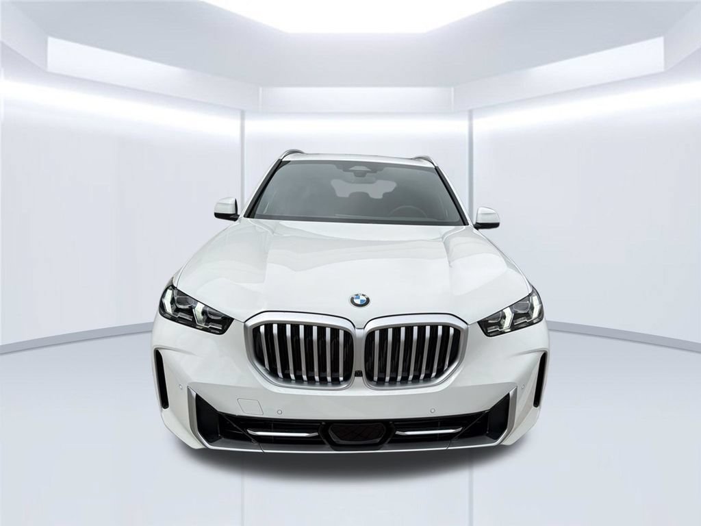 New 2026 BMW X5 sDrive40i w/ Parking Assistance Package RWD image 2