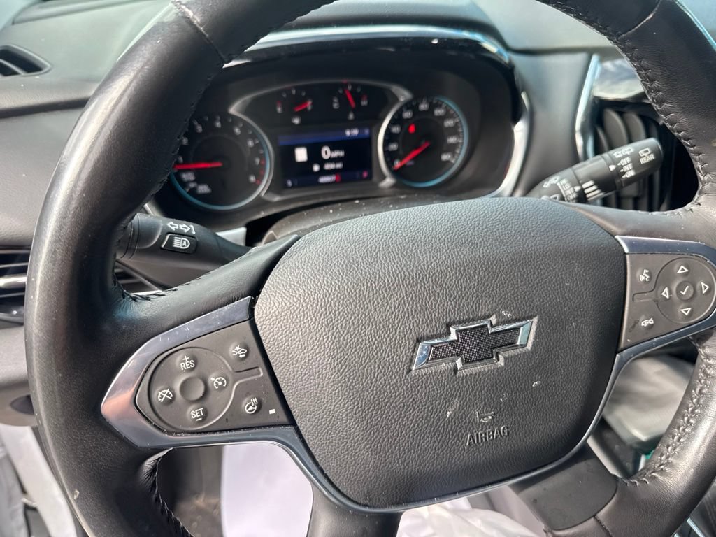 Certified 2021 Chevrolet Traverse RS w/ LPO, Cargo Package FWD image 17