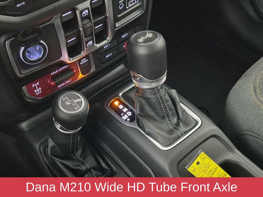 Used 2025 Jeep Wrangler Unlimited Sport AWD/4WD image 26