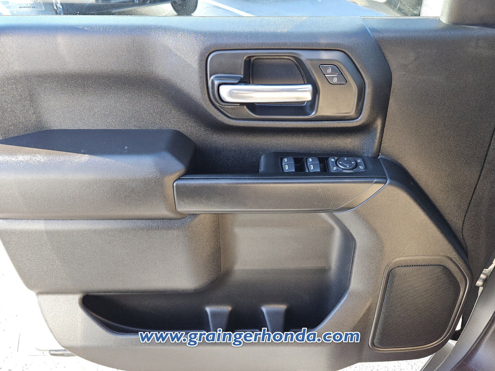 Used 2024 GMC Sierra 2500 Pro w/ 1SA Pro Safety Plus Package image 22