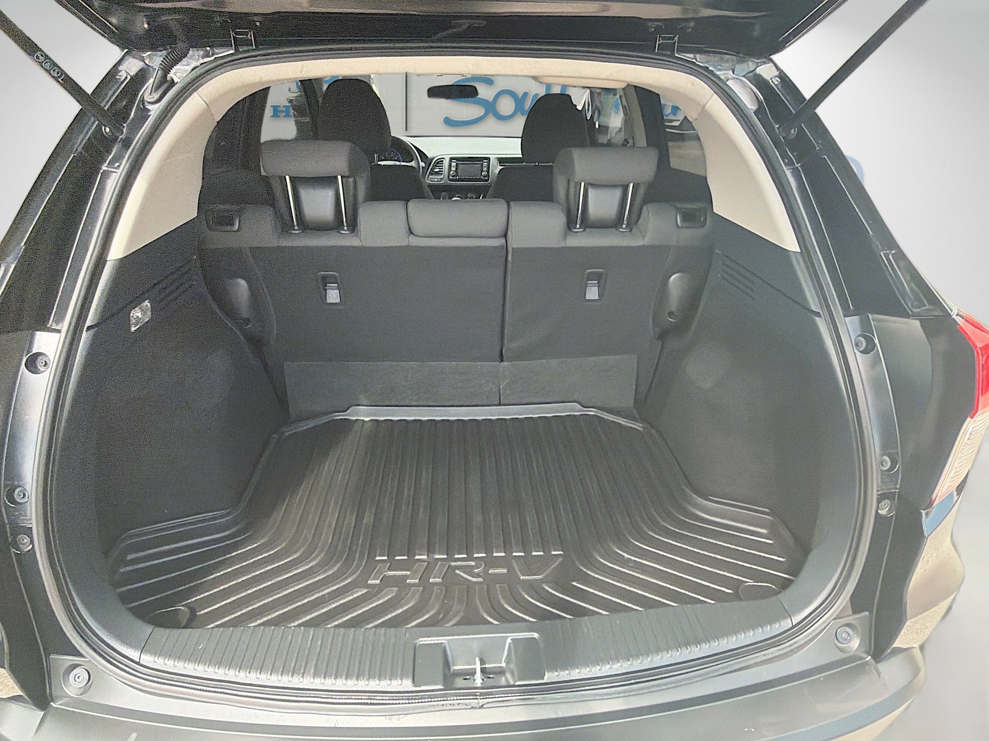 Certified 2022 Honda HR-V LX image 25