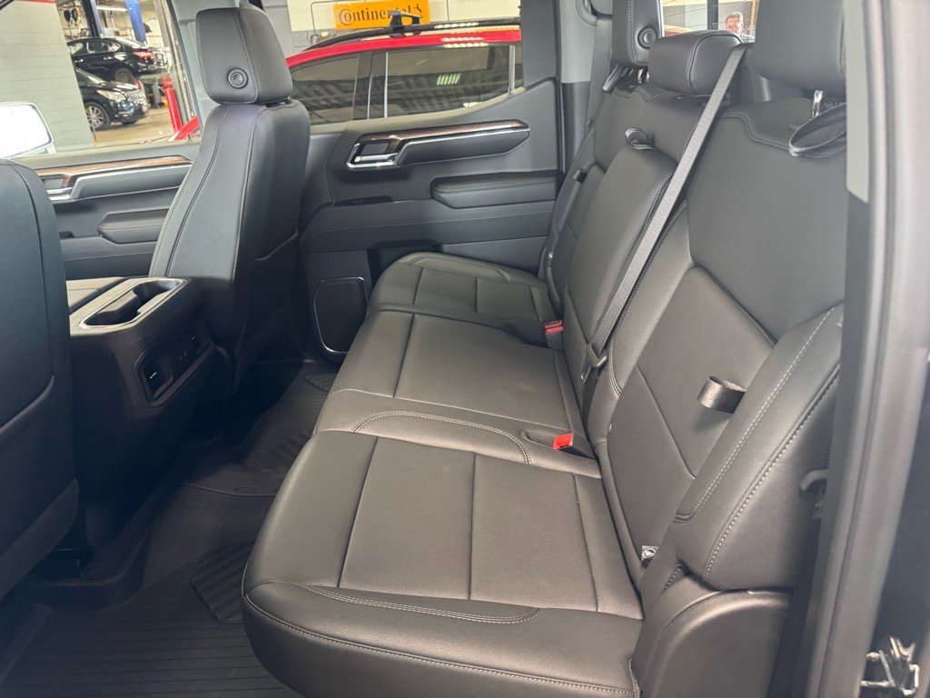 Used 2024 Chevrolet Silverado 1500 LT Trail Boss w/ LT Trail Boss Premium Package image 14