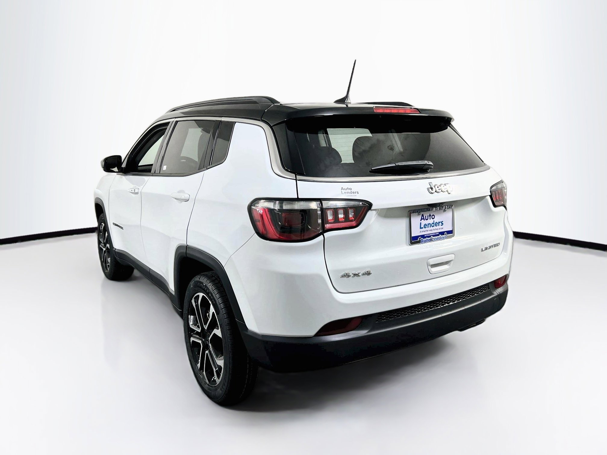Used 2022 Jeep Compass Limited AWD/4WD image 7
