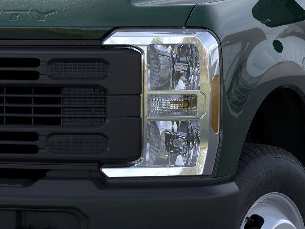 New 2026 Ford F350 XL image 18