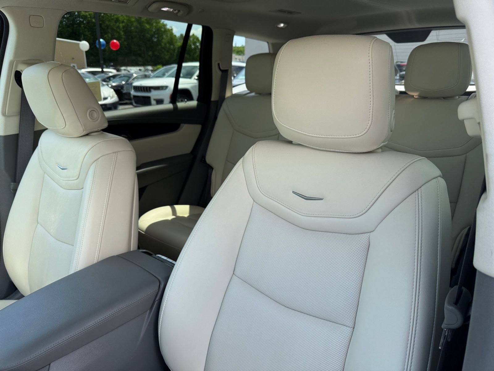 Used 2024 Cadillac XT6 Premium Luxury AWD/4WD image 21