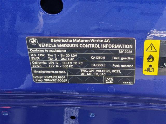 Used 2025 BMW M440i Coupe w/ Premium Package image 26