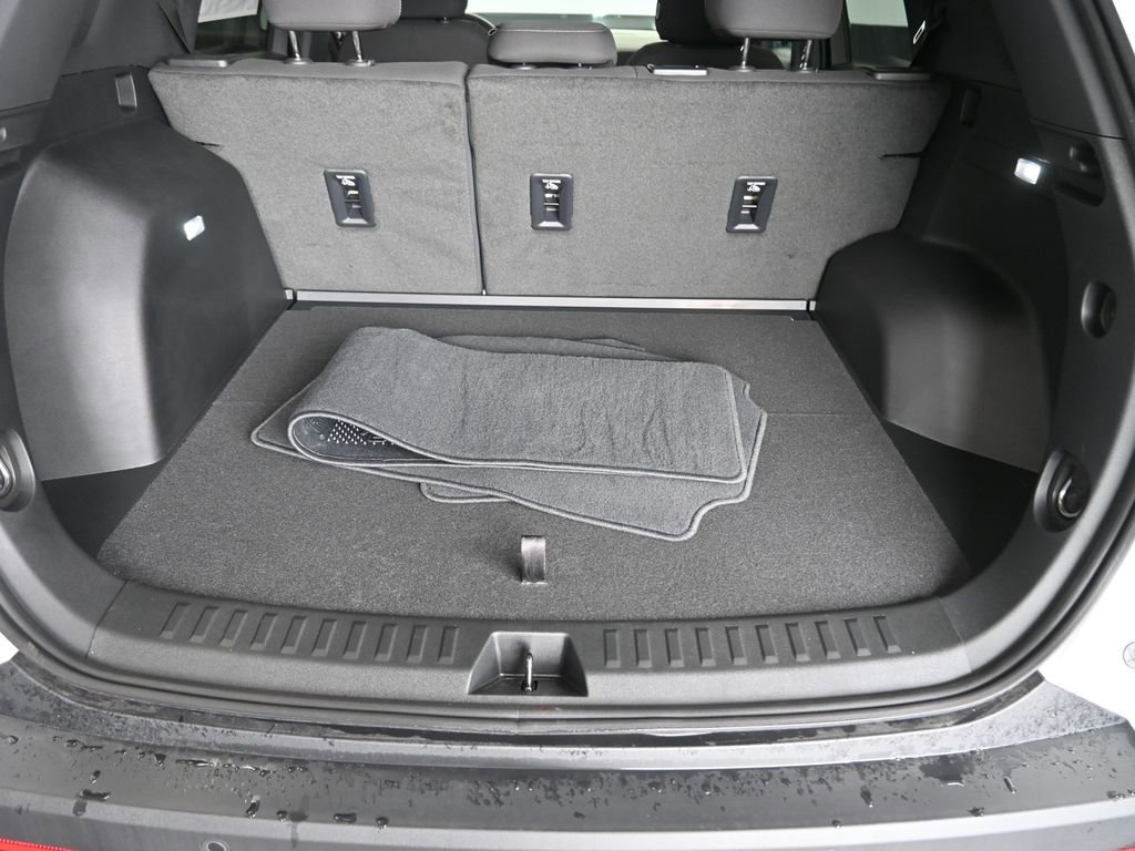 New 2025 Chevrolet Equinox LT w/ Safety and Technology Package image 16