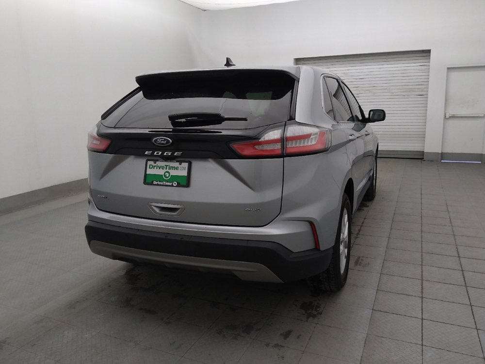 Used 2023 Ford Edge SEL image 7