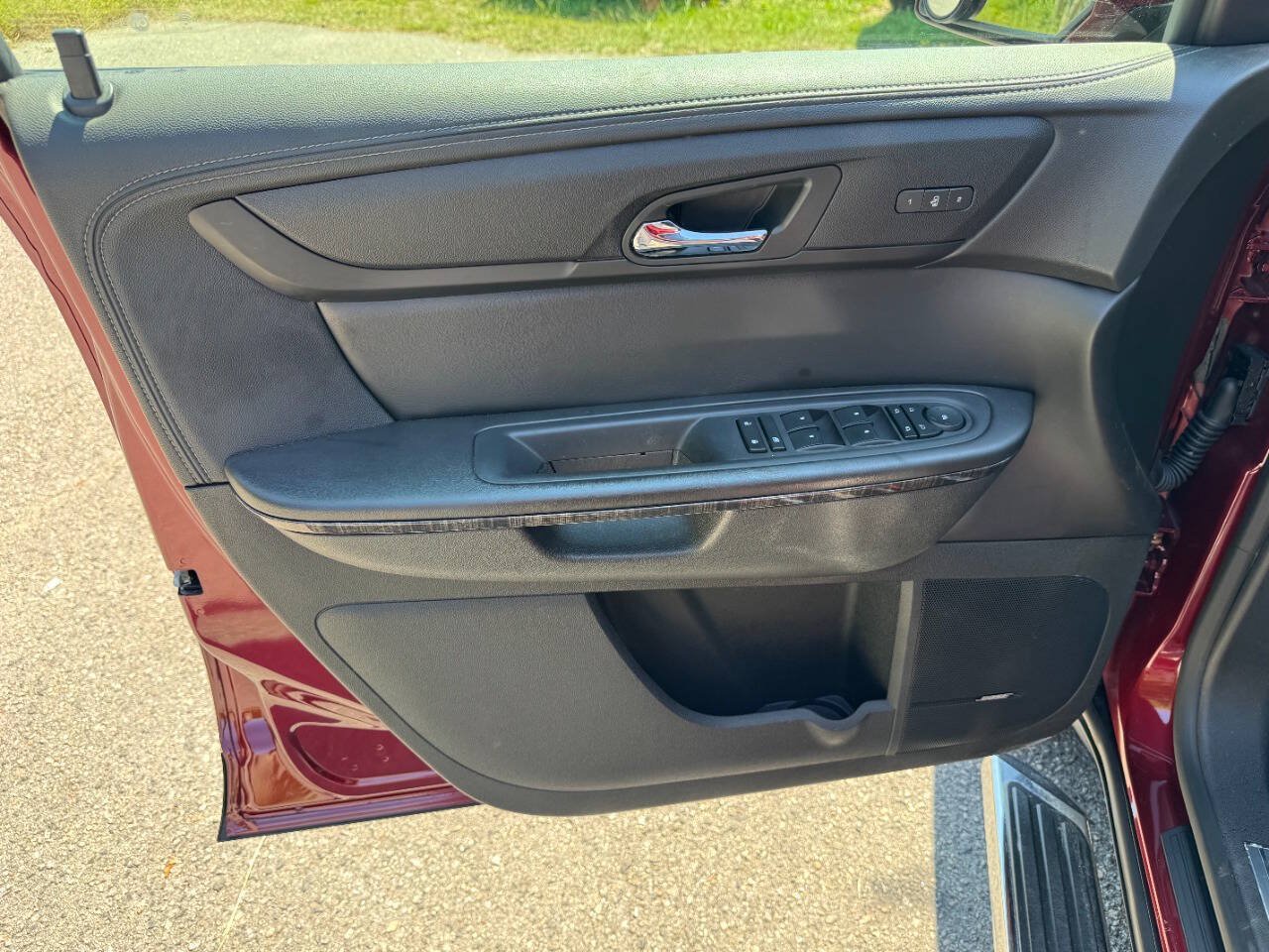 Used 2017 GMC Acadia Limited SLT AWD/4WD image 42