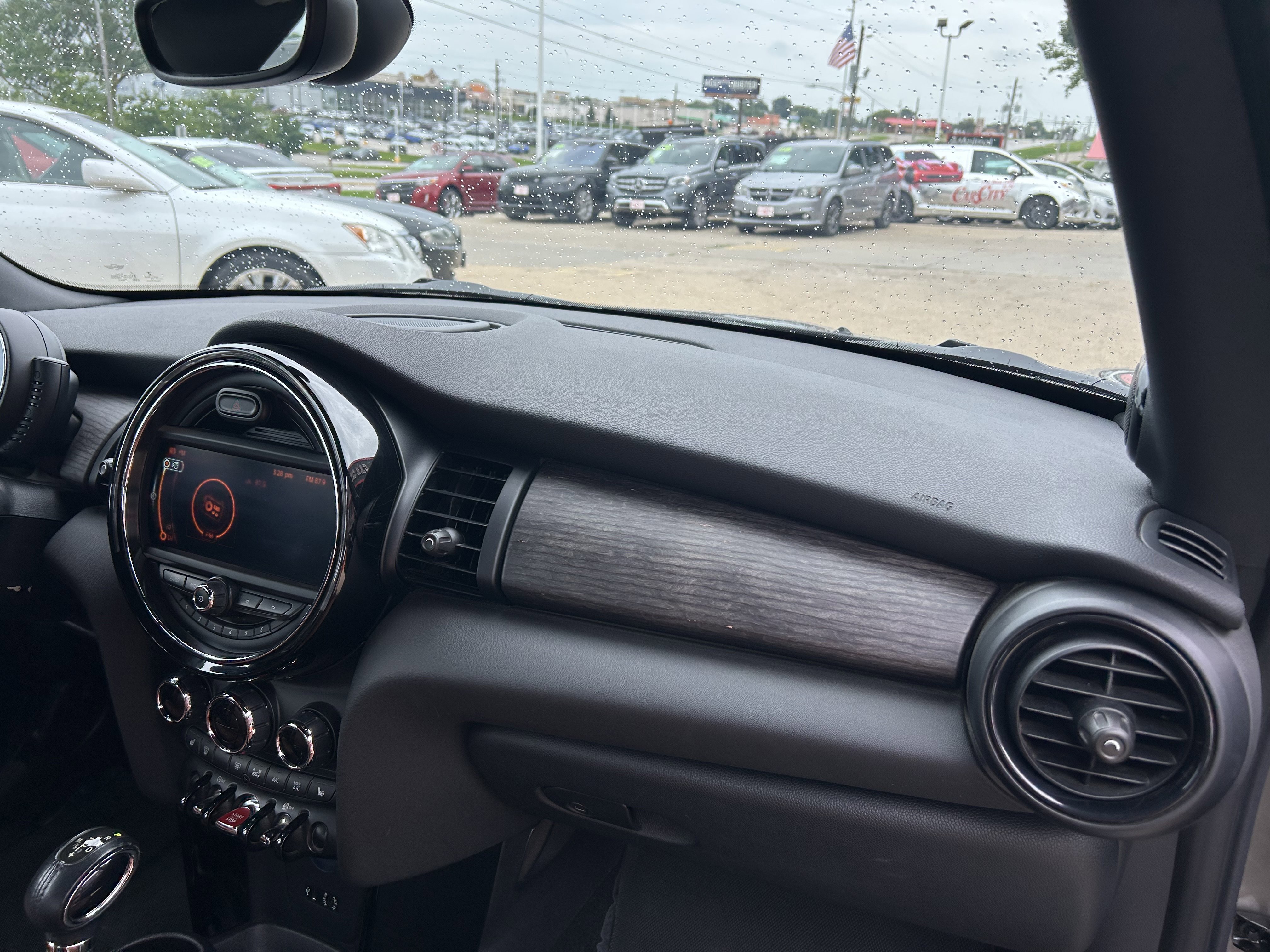 Used 2016 MINI Cooper S image 18