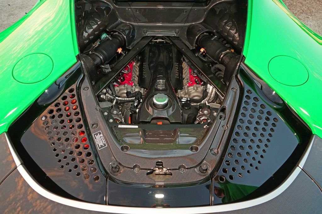 Used 2021 Ferrari SF90 Stradale image 39