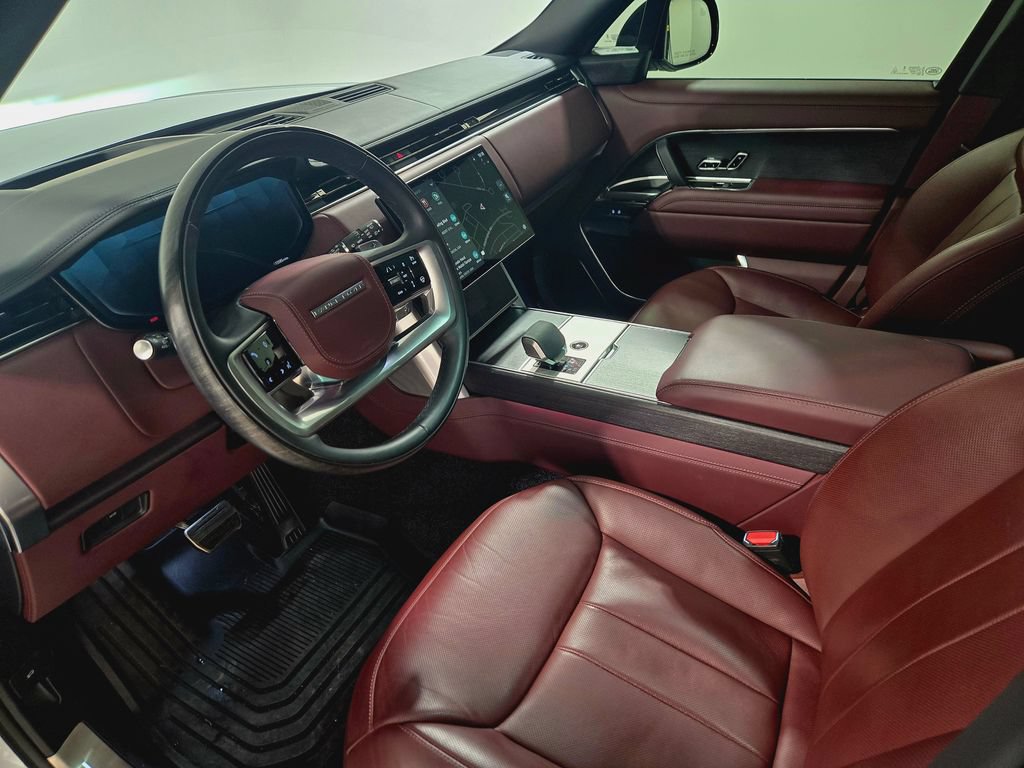 Certified 2025 Land Rover Range Rover Long Wheelbase Autobiography AWD/4WD image 21