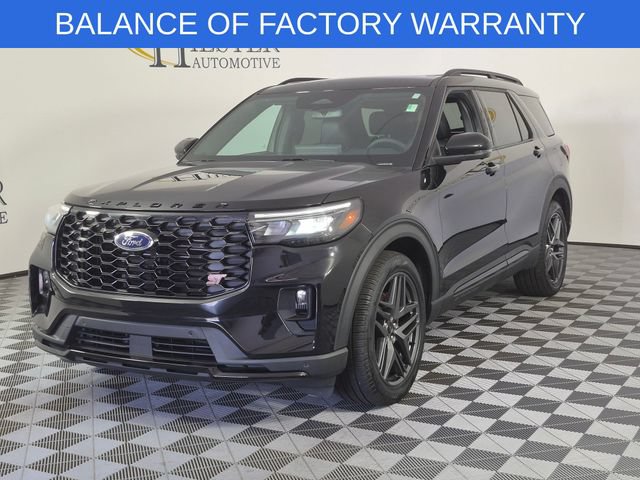Used 2025 Ford Explorer ST w/ Sun And Sound Package AWD/4WD image 4