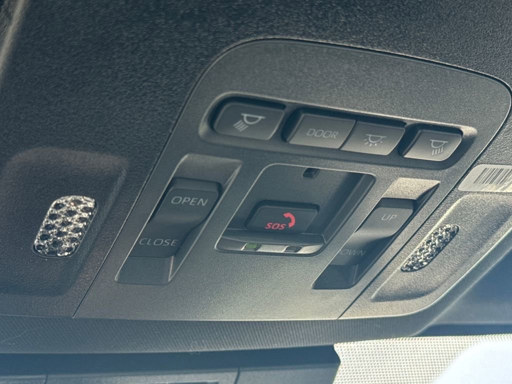 Used 2026 Toyota Camry SE w/ Convenience Package image 29