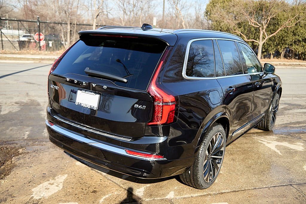 New 2026 Volvo XC90 B6 Plus w/ Protection Package Premier image 9