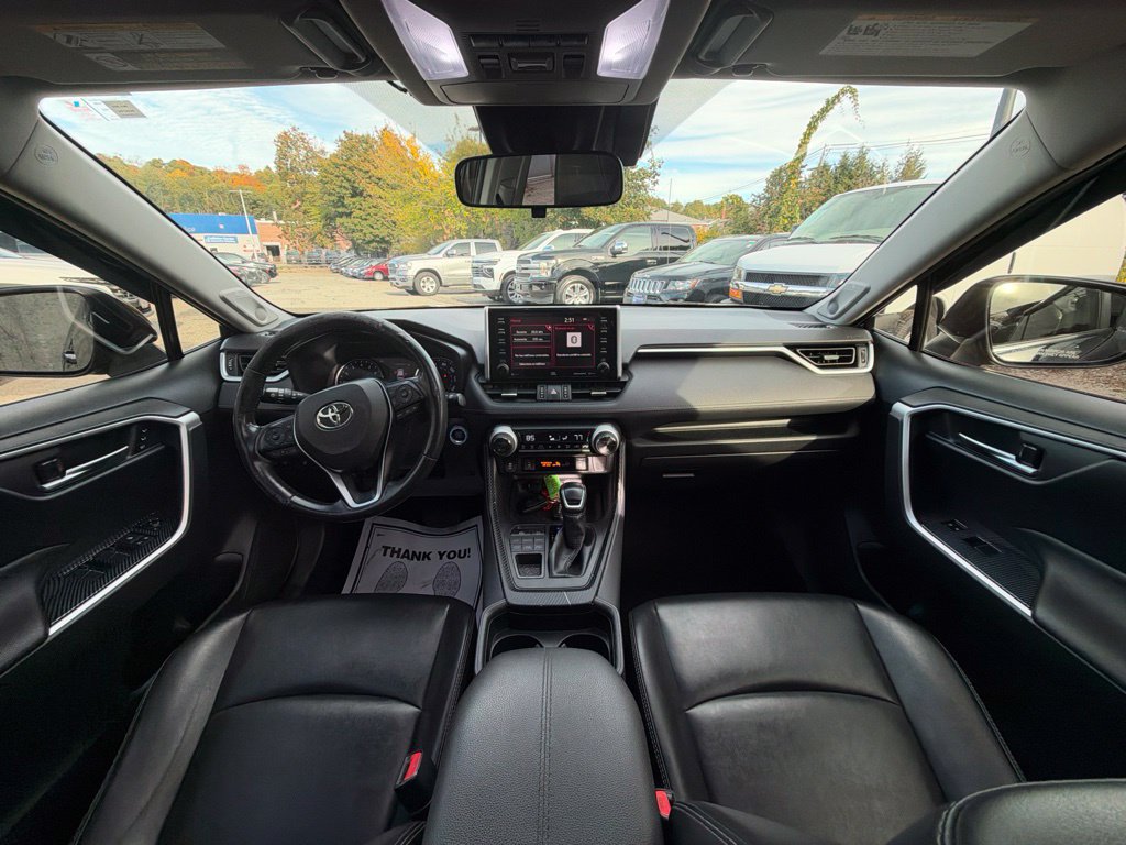 Used 2019 Toyota RAV4 XLE Premium w/ Cold Weather Package AWD/4WD image 23