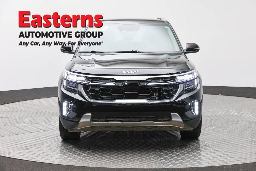 Used 2024 Kia Seltos SX AWD/4WD image 2