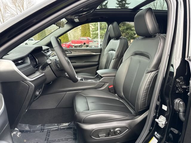 New 2025 Jeep Grand Cherokee Limited AWD/4WD image 21