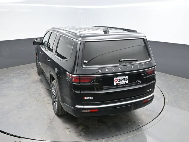 Used 2024 Jeep Wagoneer Series II w/ Flexible Seating Group AWD/4WD image 35