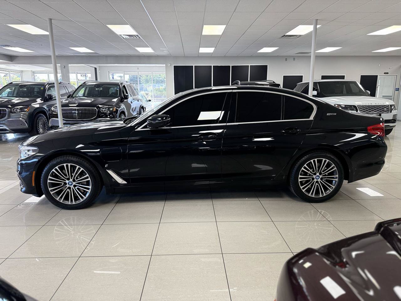 Used 2019 BMW 530e RWD image 6