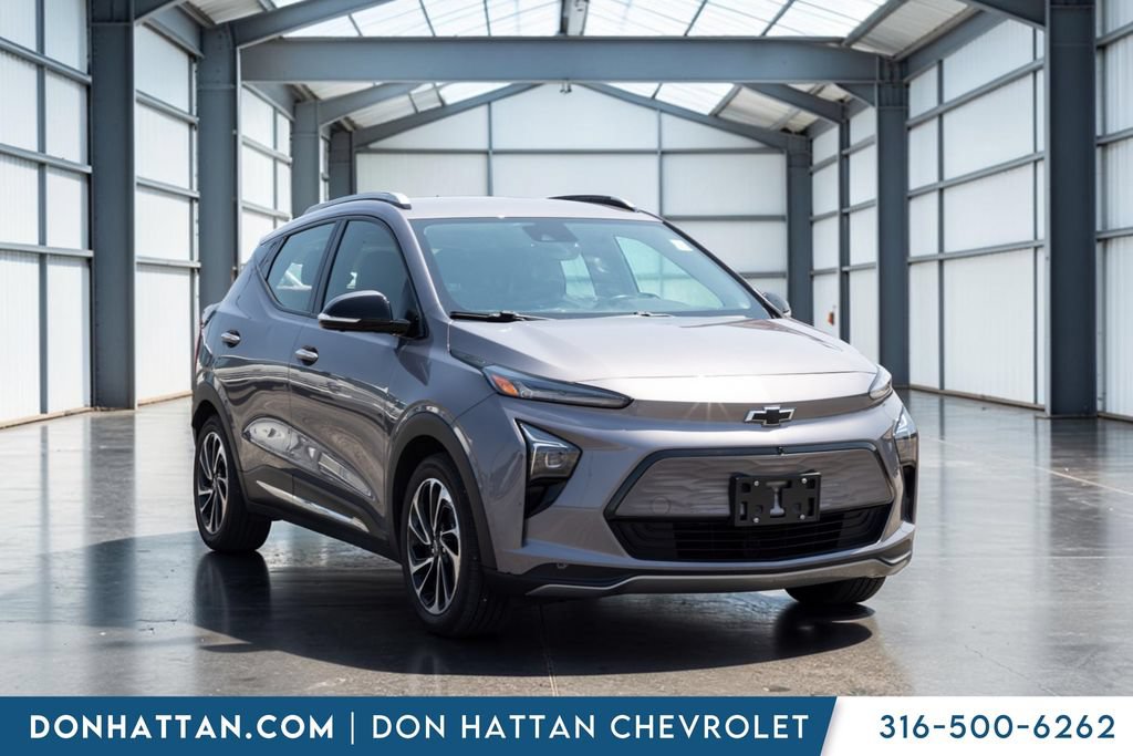 Used 2023 Chevrolet Bolt EUV Premier FWD image 25