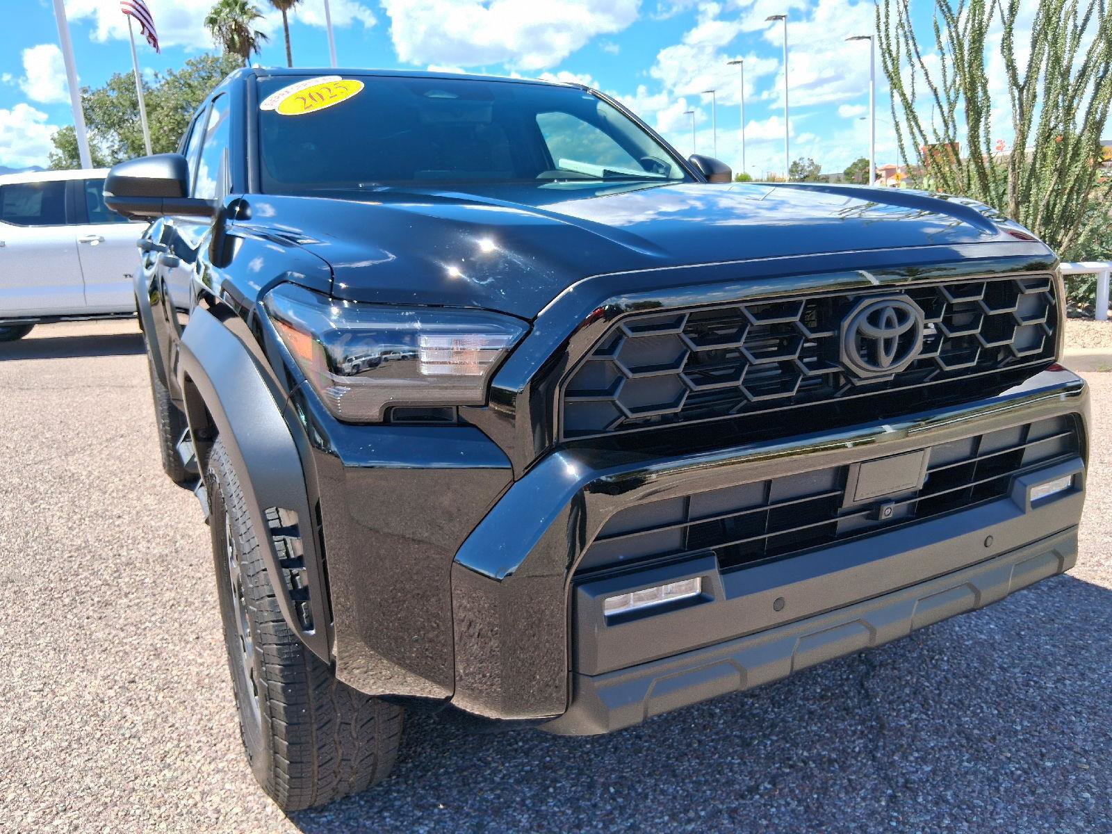 Used 2025 Toyota 4Runner TRD Off-Road Premium AWD/4WD image 16