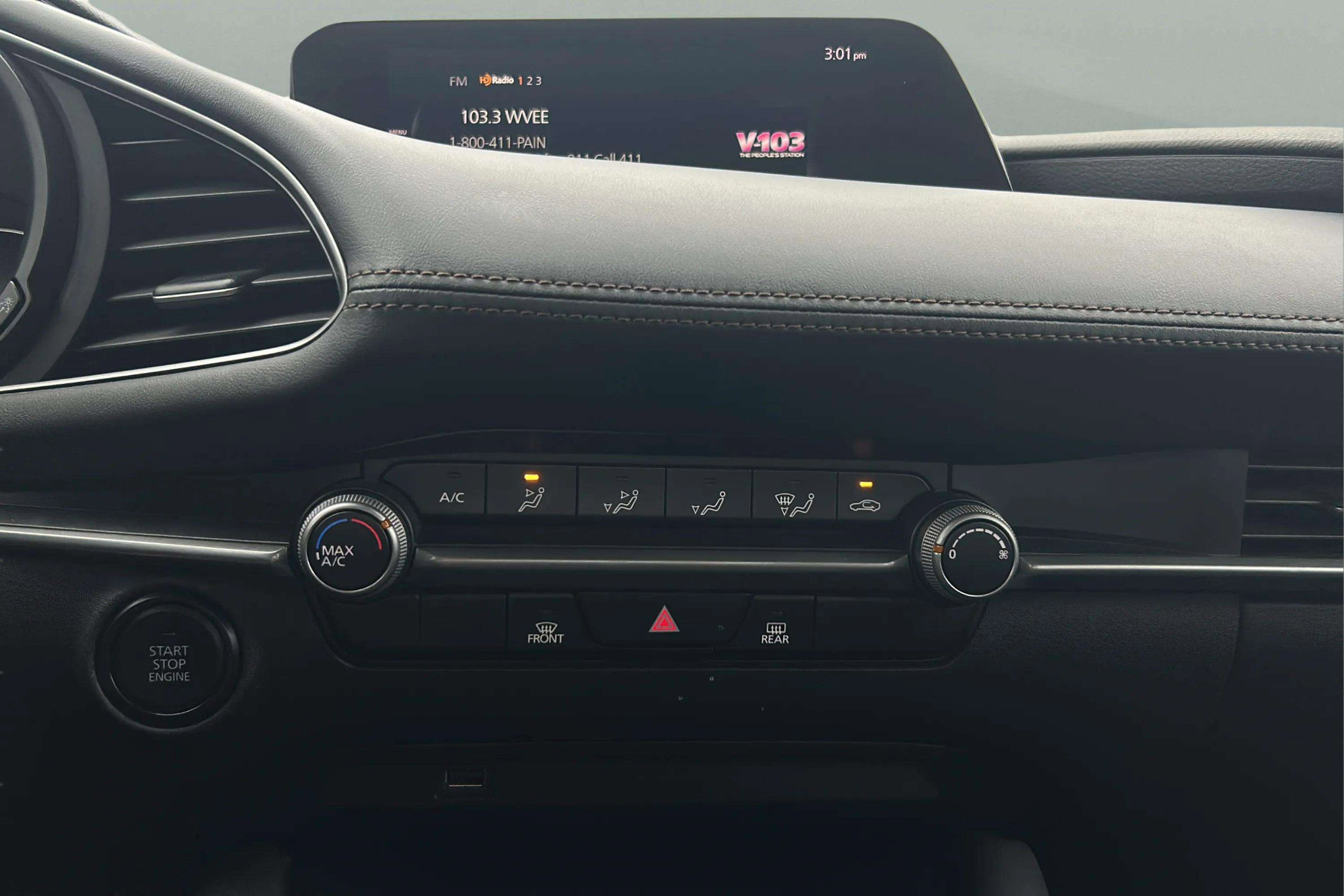 Used 2021 MAZDA MAZDA3 s image 33