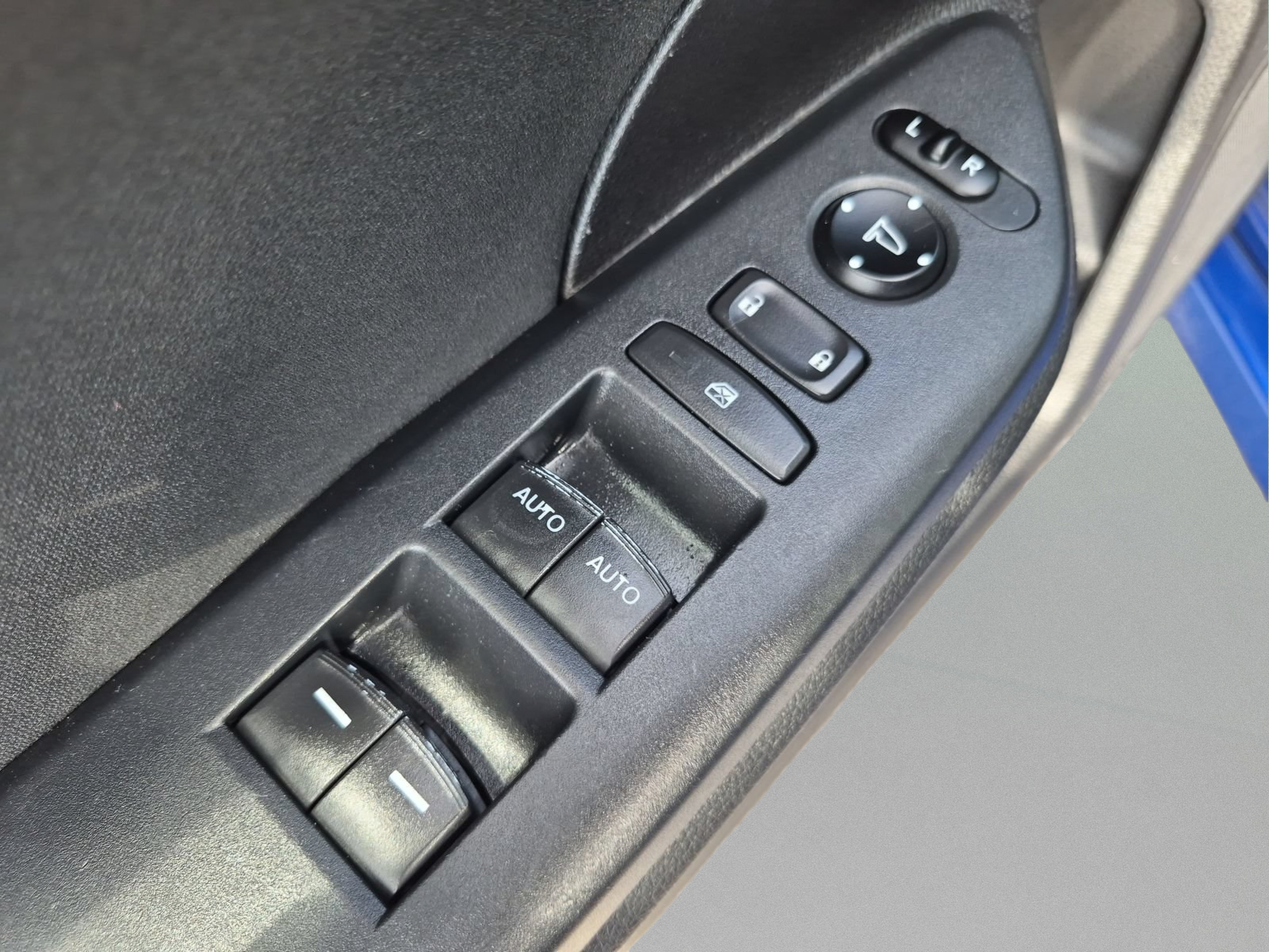 Used 2018 Honda Civic EX image 16