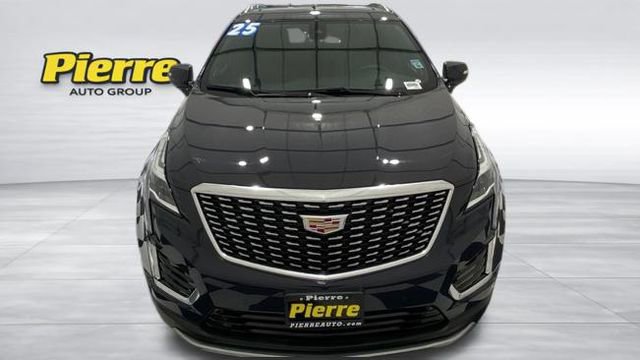 Used 2025 Cadillac XT5 Premium Luxury image 7