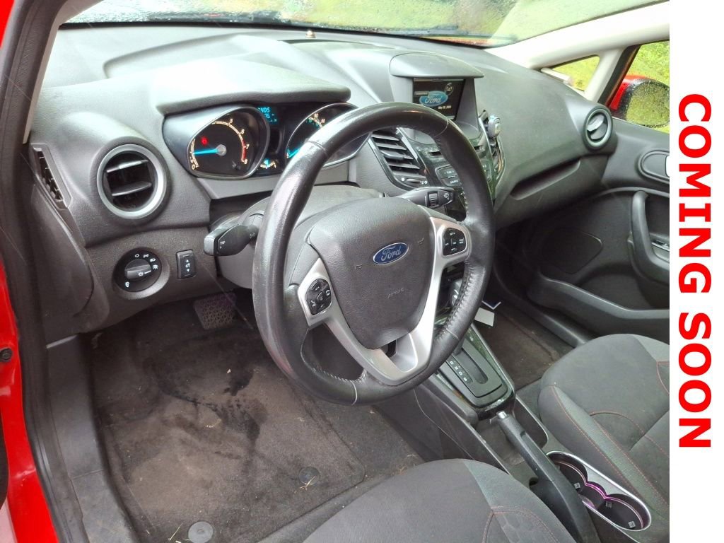 Used 2015 Ford Fiesta SE w/ Equipment Group 201A FWD image 9