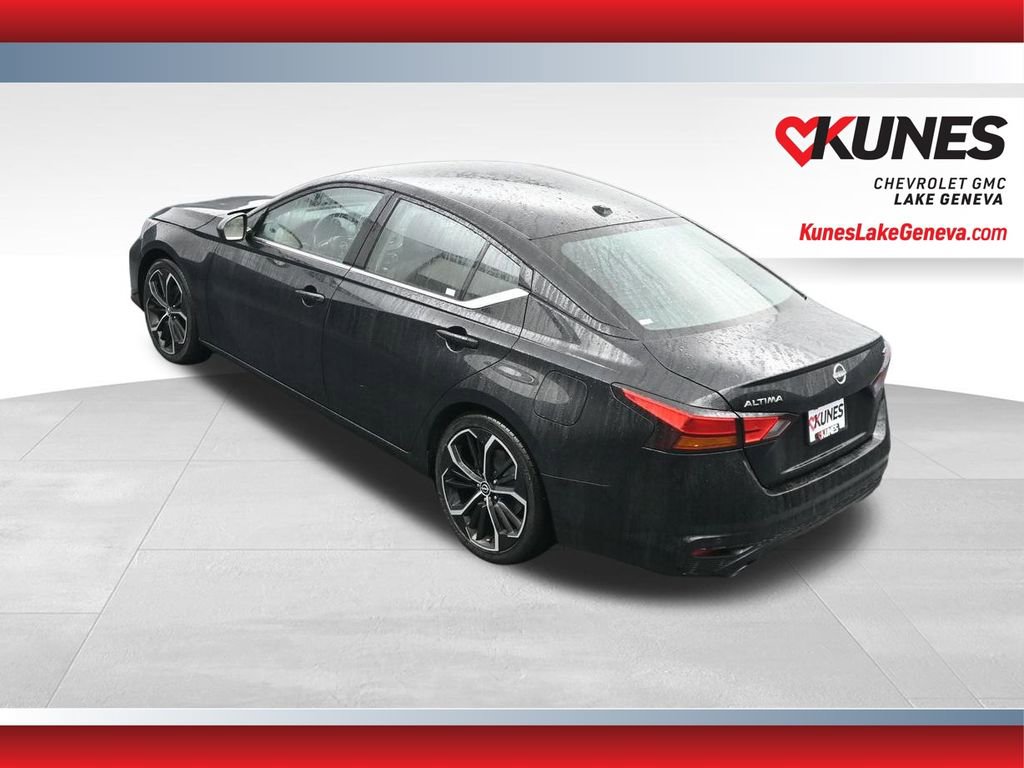 Used 2024 Nissan Altima 2.5 SR FWD image 37