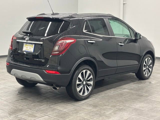 Used 2019 Buick Encore Essence w/ Safety Package II AWD/4WD image 2