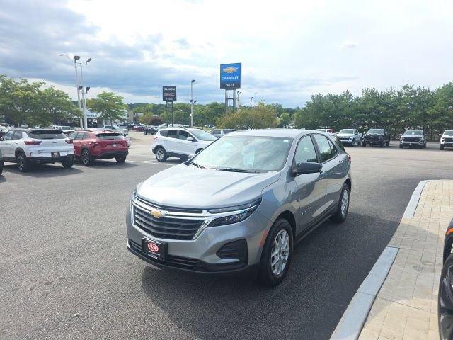 Used 2024 Chevrolet Equinox LS FWD image 6