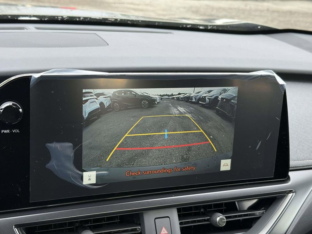 New 2026 Lexus UX 300h AWD image 11